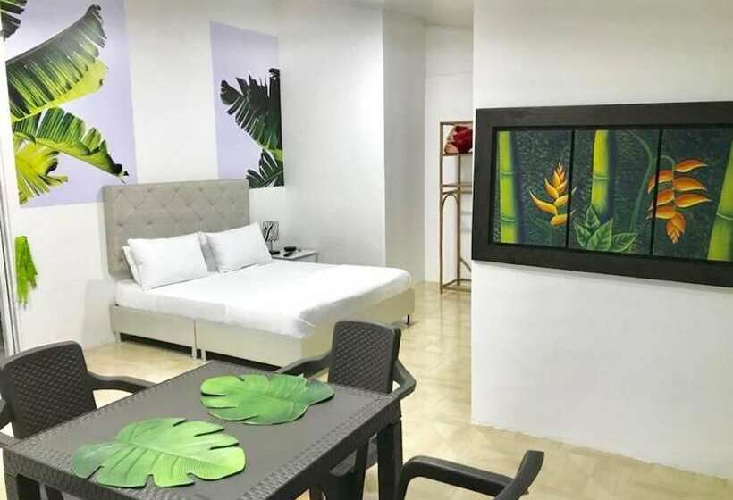 تختخواب و صبحانه Velez Del Campo