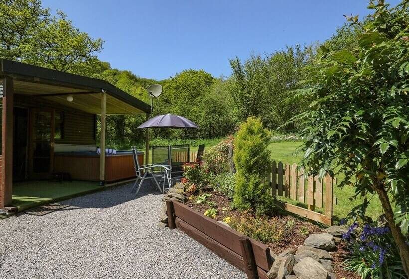 Brook Lodge