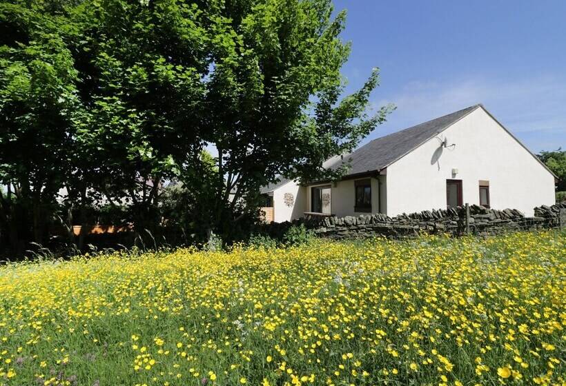 Buttercup Cottage