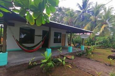 Casa Turtle Bogue Hostel