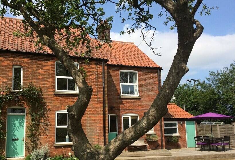 Dairy Barns Holiday Cottages