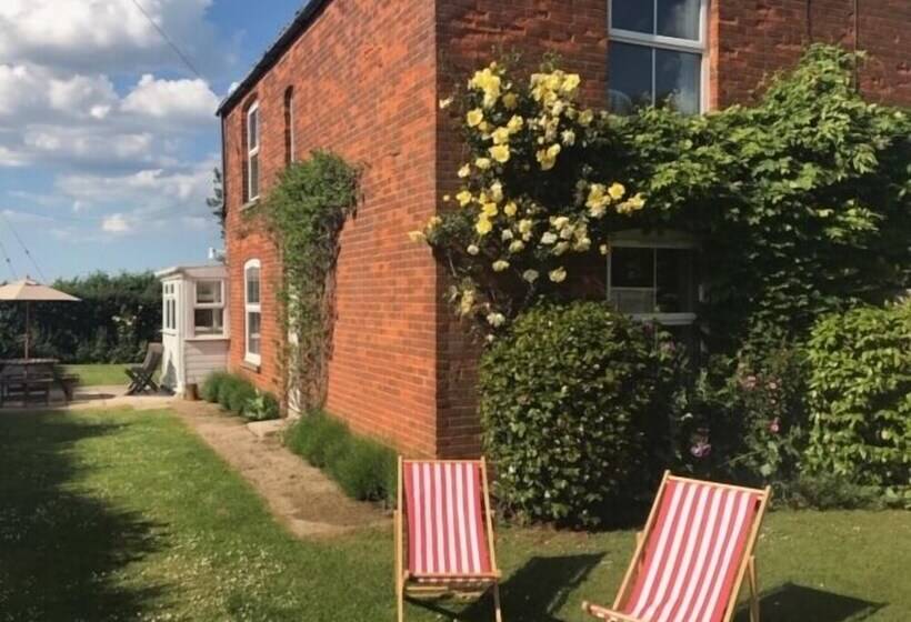 Dairy Barns Holiday Cottages