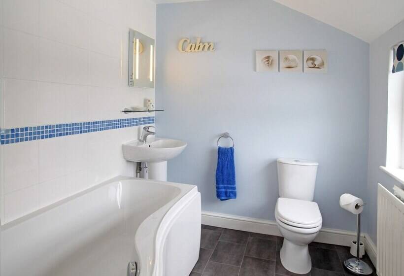 Dairy Barns Holiday Cottages