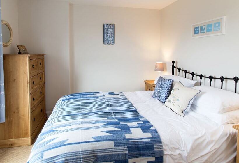 Dairy Barns Holiday Cottages