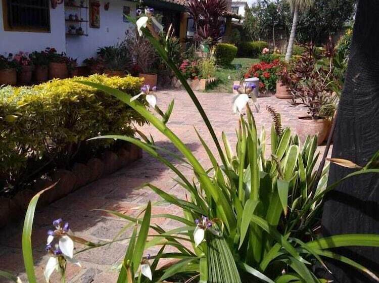 هتل Hospederia Colonial De La Villa