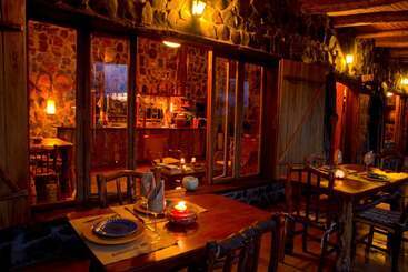 هتل Yacaratia Lodge