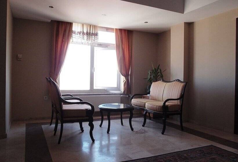 Otel Tirem