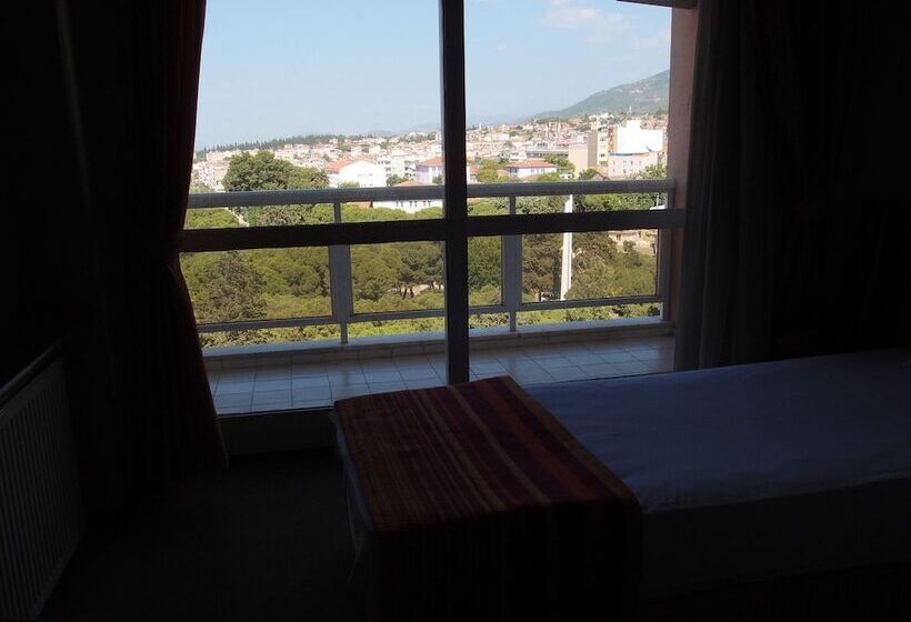 Otel Tirem