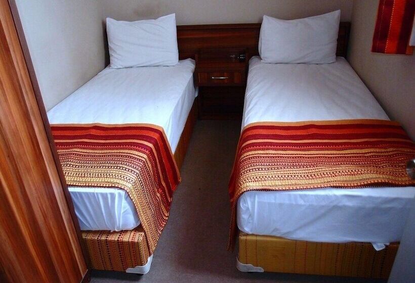 Otel Tirem