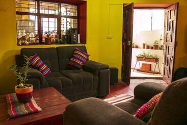 پانسیون Pakocha House & Lodging