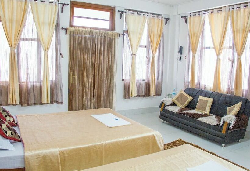 بنسيون Pumpkin Cordial Lodge