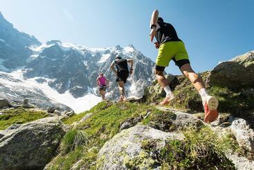 اقامتگاه Village Vacances La Forêt Des Tines
