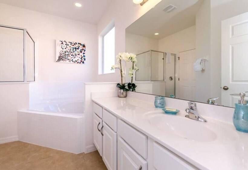 Watersong 6bd/5.5ba Pool Home #6wr120