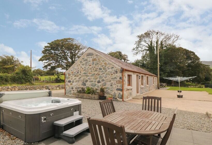Y Deri Cottage