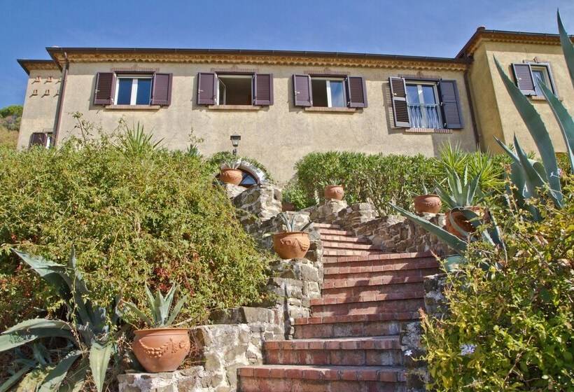 ホテル Borgo Riccio