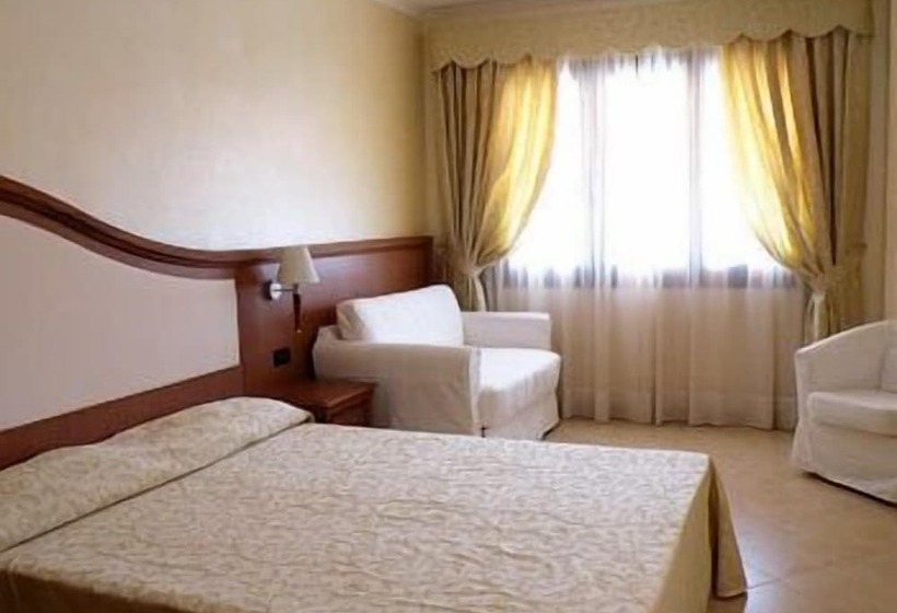 فندق Centrale