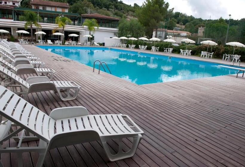 ホテル Elena Residence