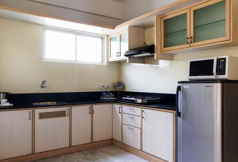 Fotos del hotel Maple Suites Serviced Apartments:  32
