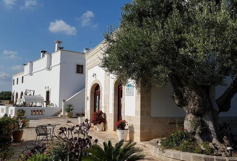 هتل Masseria San Martino