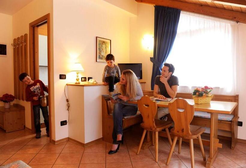 فندق Residence Kristall  Fiemme Holidays