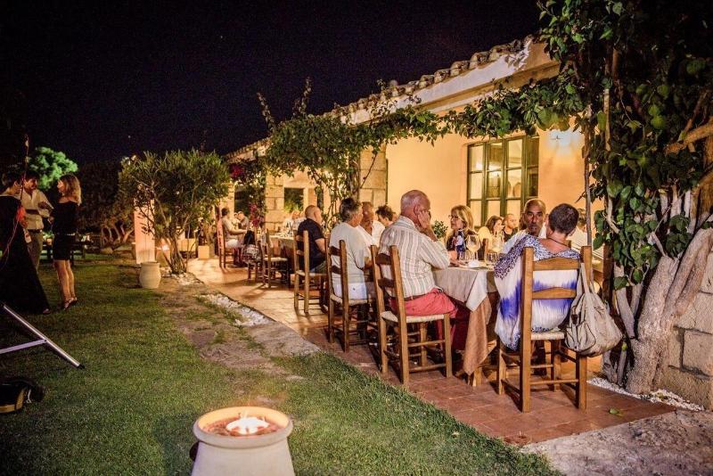 هتل Ristorante Sa Pedrera