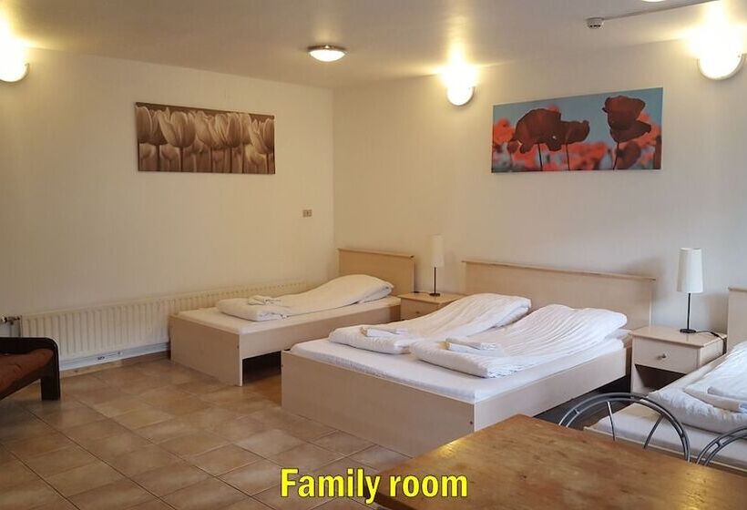 هتل Travel Inn