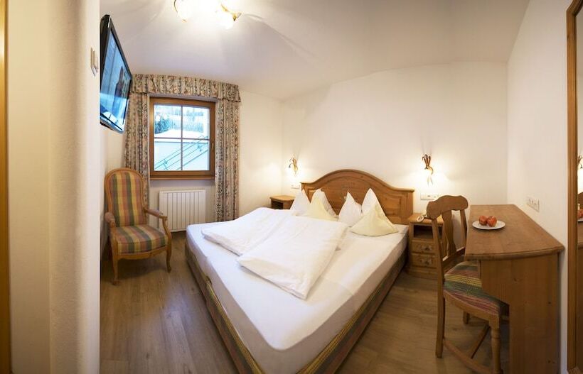 Turmhotel Gschwendt