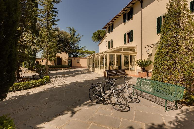 فندق Villa I Barronci Resort & Spa