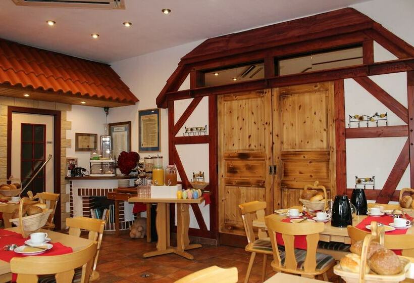 پانسیون Gasthof Hausmann