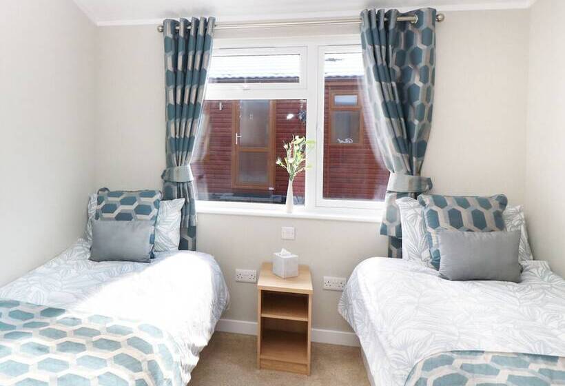 32 Cruachan Lodge