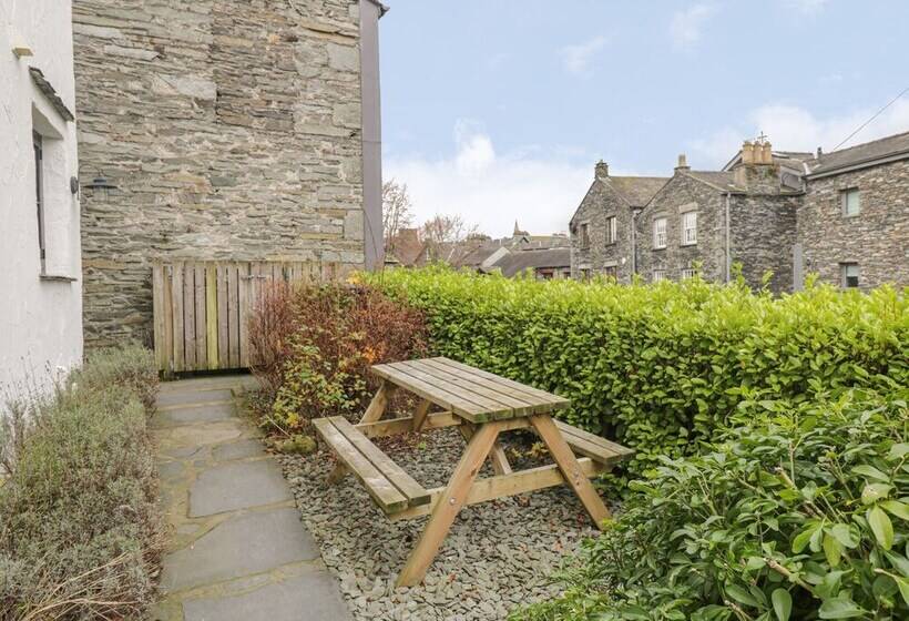Barney's Cottage
