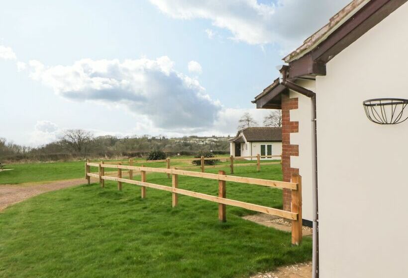 Broom Cottage