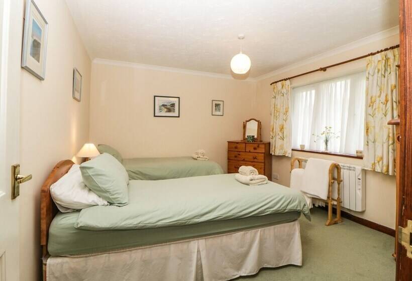 Broom Cottage