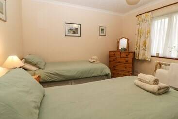 Broom Cottage