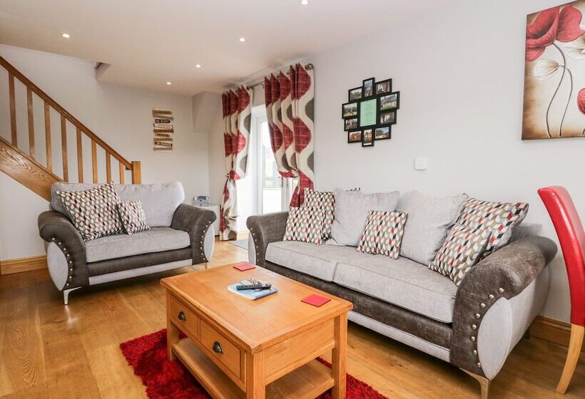 Daisy Cottage