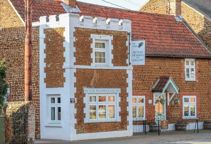 Duck Cottage