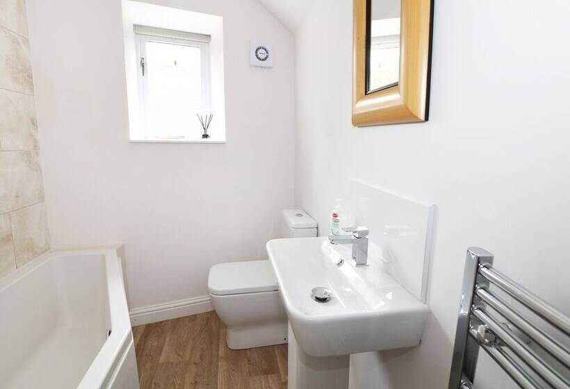 Gritstone Cottage
