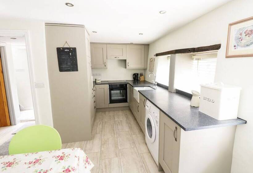 Orchard Cottage