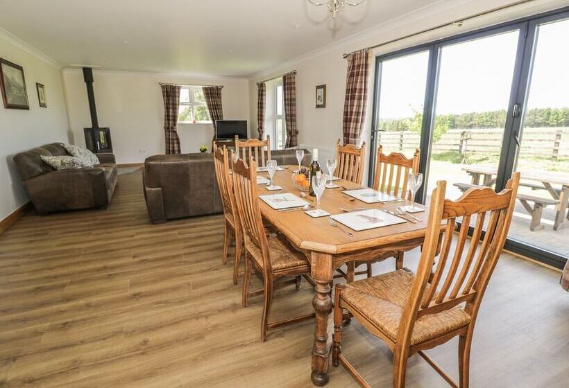 Rede River Cottage
