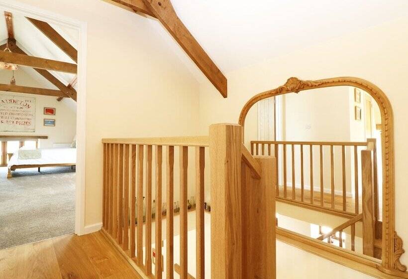 Swallows Barn