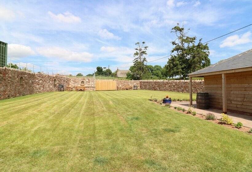 Swallows Barn