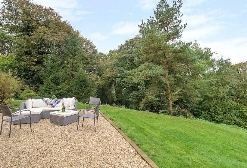 Woodlands Farm