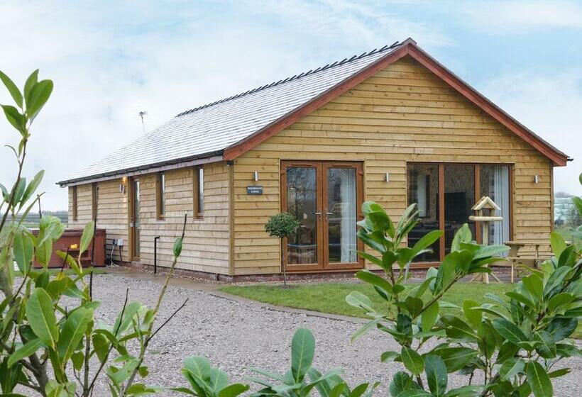 Woodman's Lodge