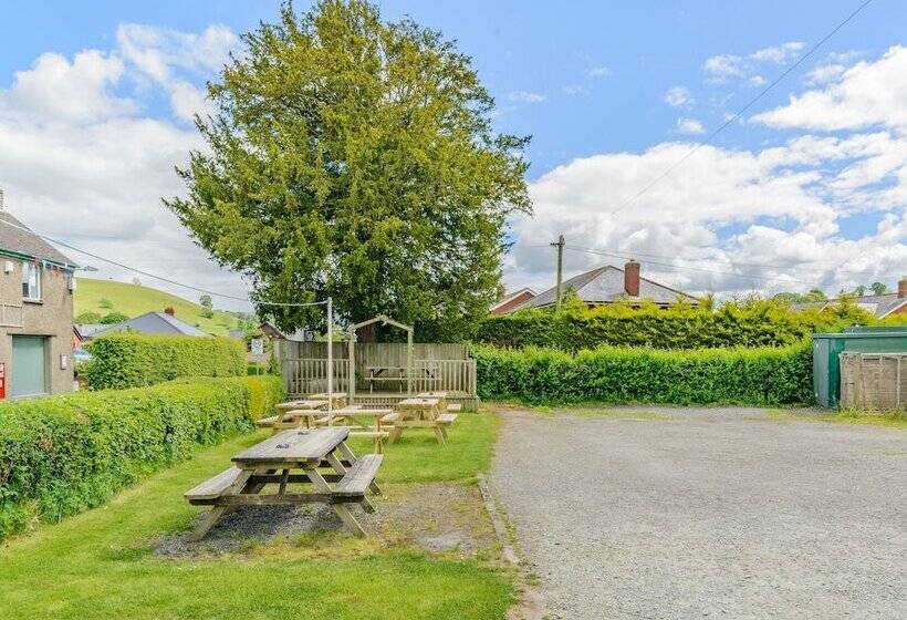 Yew Tree Cottage
