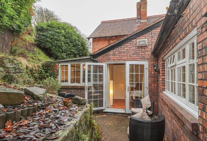 Beechlands Cottage