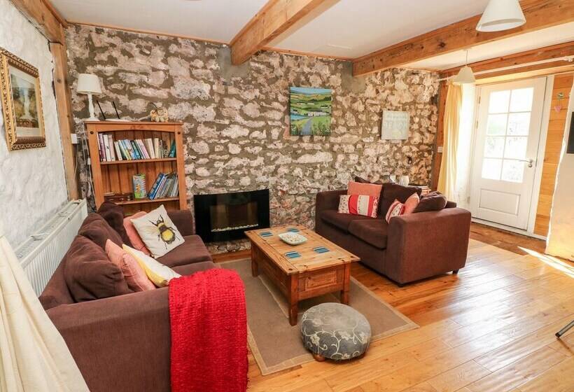 Beekeeper S Cottage