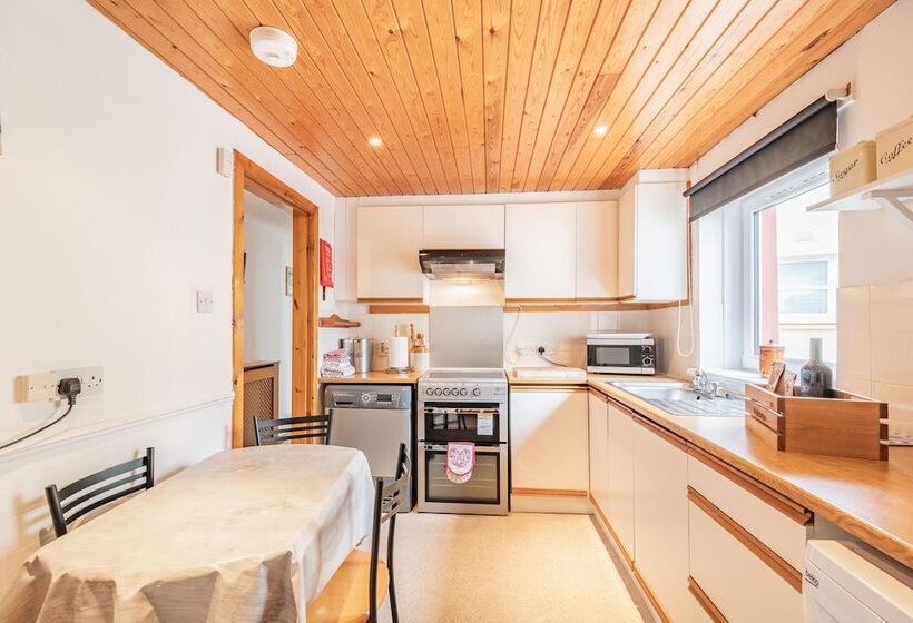 Creel Cottage