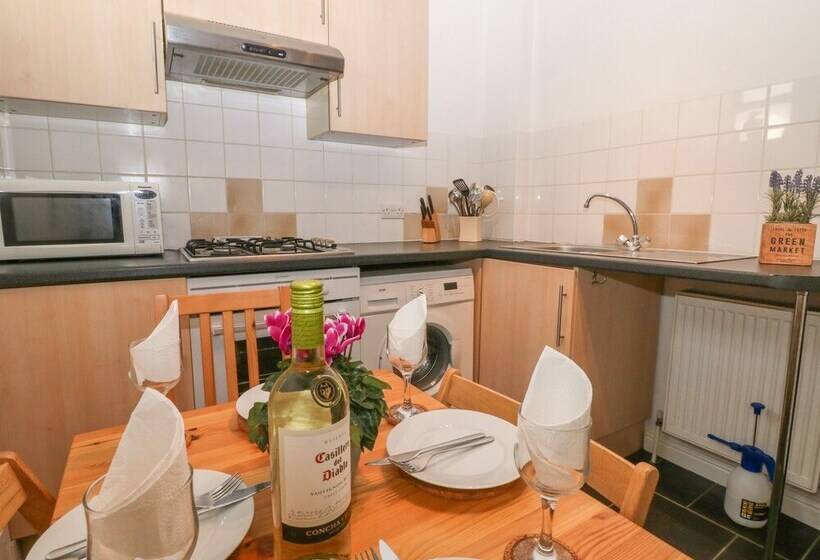 Exchange Cottage