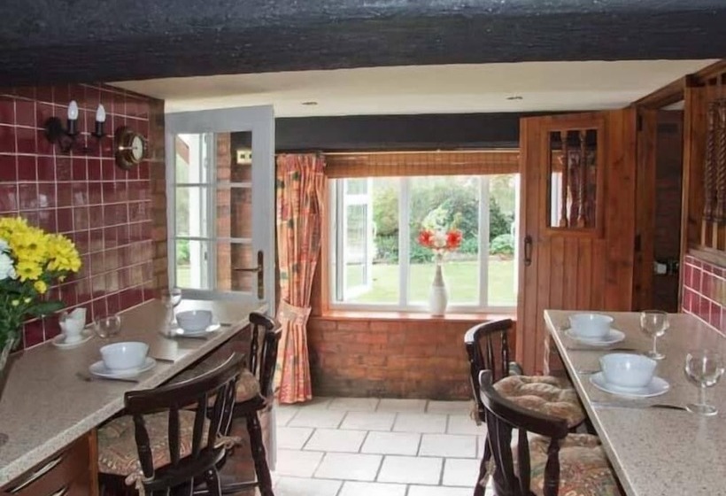 Severn Bank Lodge
