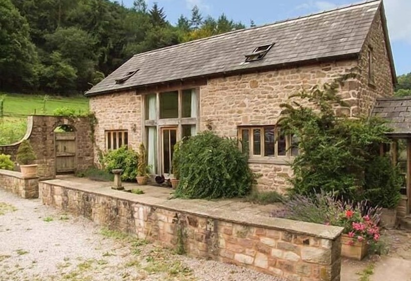 The Lodge Farm Barn